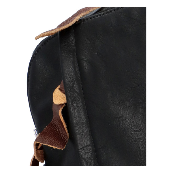 Stylový koženkový batůžek Fredy, černý