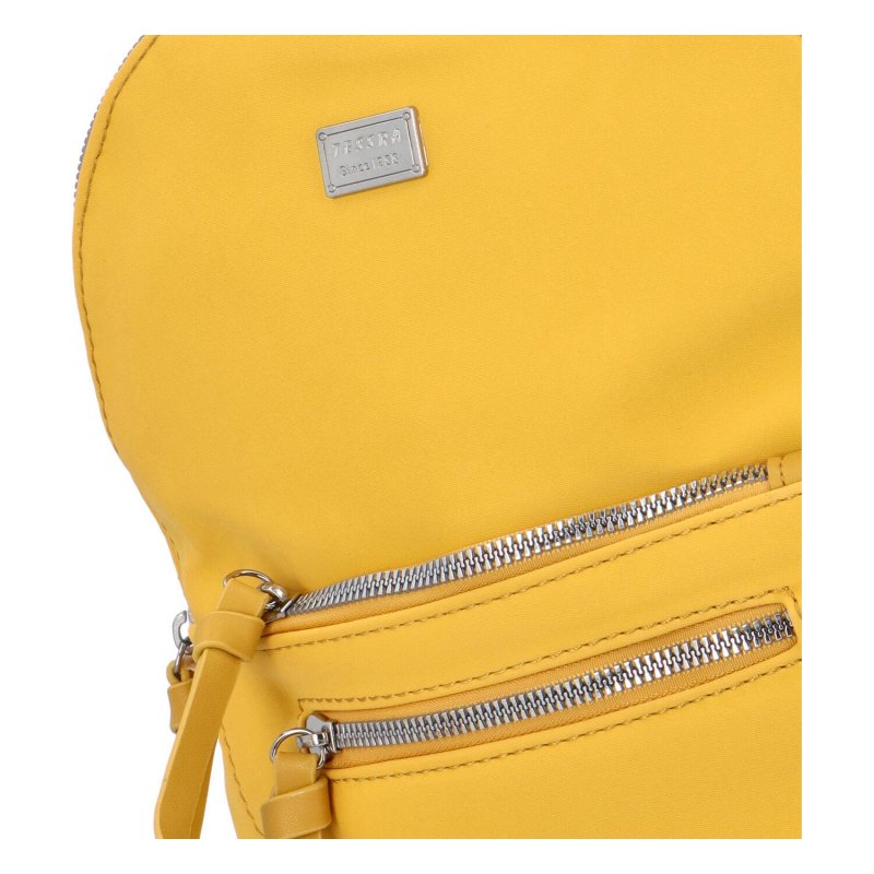 Stylový dámský koženkový batůžek Korneta, žlutá