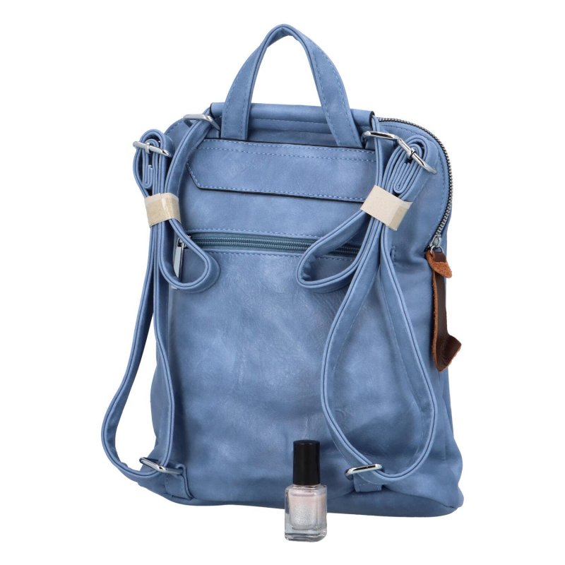 Prostorný koženkový batoh Karel, světle modry