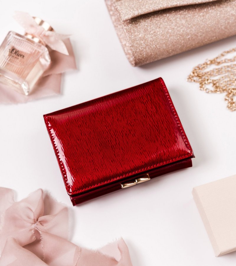 Luxusní dámská kožená peněženka Erope, červená