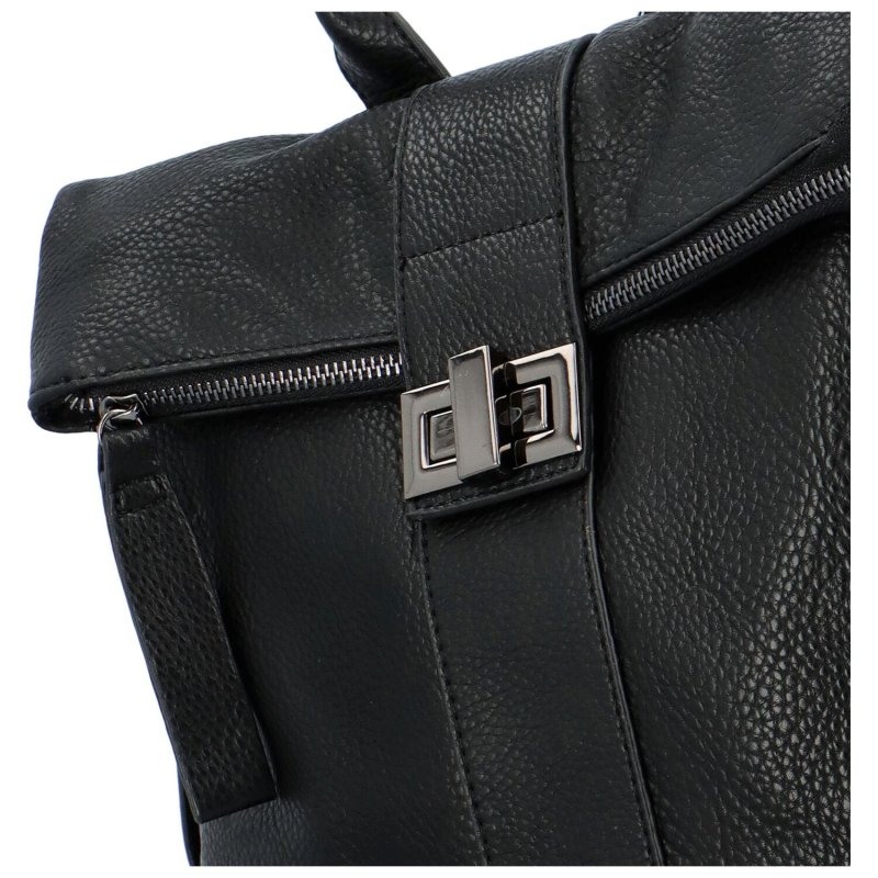 Módní a prostorný dámský koženkový batoh Darby, černá