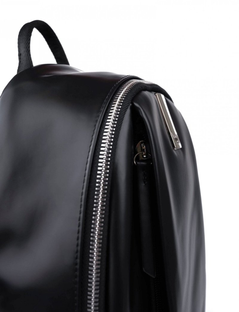 Trendový dámský koženkový batůžek VUCH Grelly, černá