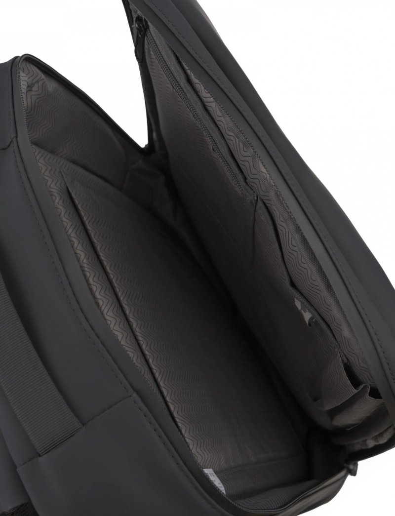 Pánský koženkový batoh na notebook VUCH Deimos, černá