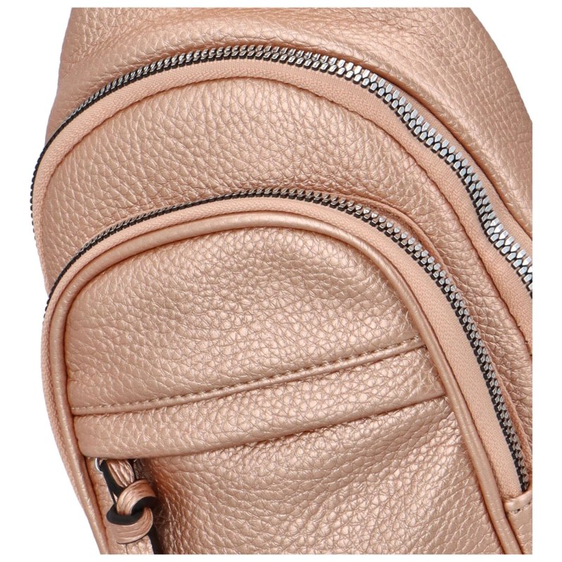 Trendový dámský koženkový batůžek Milaro, metalická růžová