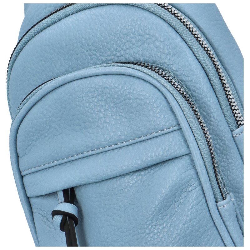 Trendový dámský koženkový batůžek Milaro, světle modrá